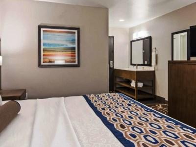 Western Downtown North 3*